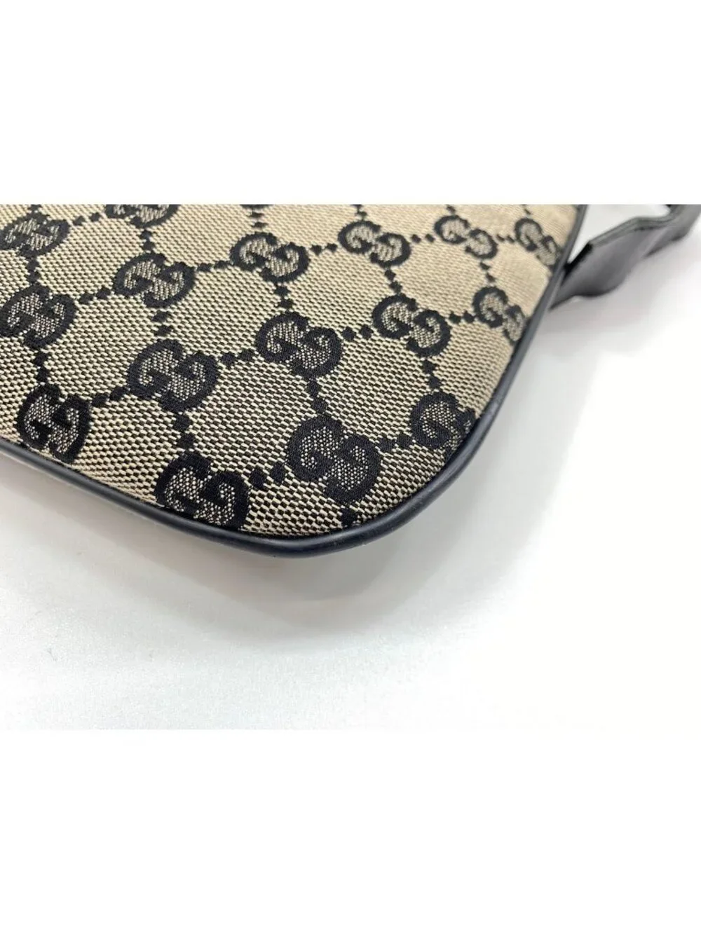 Gucci Shoulder Bag GG Canvas